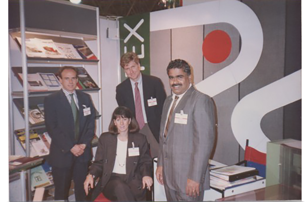 Equipo de Repartex en su stand